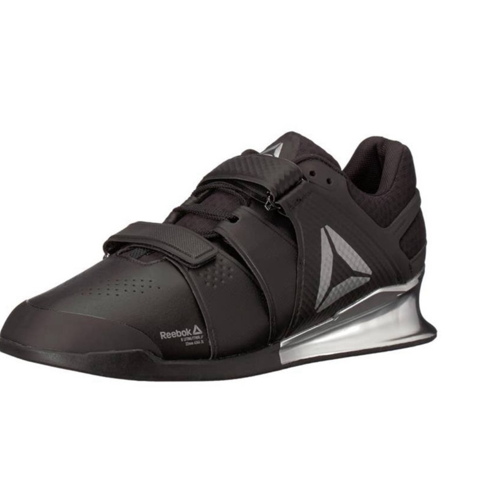Reebok legacy lifter shoes in black/silver women’s size 7.5